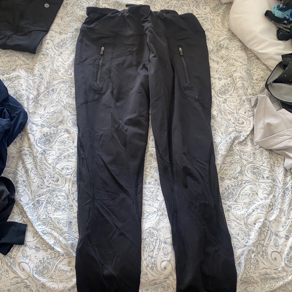 Lululemon 7/8 mesh leggings